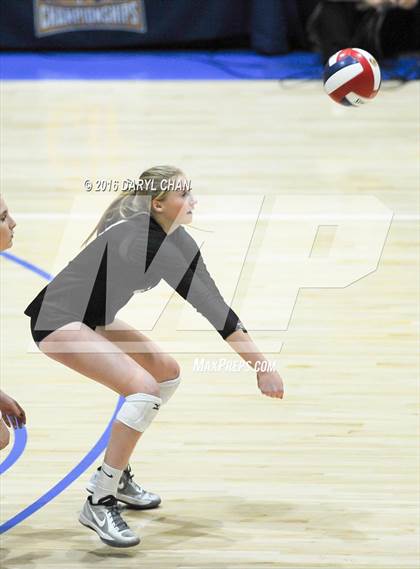 Thumbnail 3 in Archbishop Mitty vs. Santa Margarita (CIF State Open Division Final) photogallery.