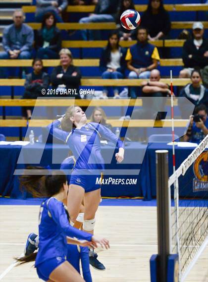 Thumbnail 3 in Archbishop Mitty vs. Santa Margarita (CIF State Open Division Final) photogallery.