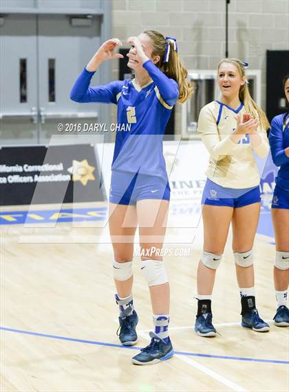 Thumbnail 3 in Archbishop Mitty vs. Santa Margarita (CIF State Open Division Final) photogallery.