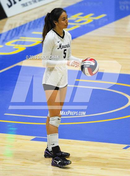 Thumbnail 3 in Archbishop Mitty vs. Santa Margarita (CIF State Open Division Final) photogallery.