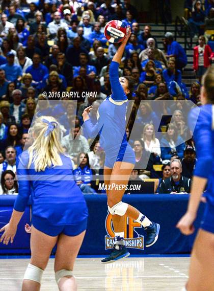 Thumbnail 3 in Archbishop Mitty vs. Santa Margarita (CIF State Open Division Final) photogallery.