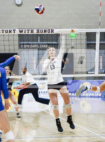 Thumbnail 2 in Archbishop Mitty vs. Santa Margarita (CIF State Open Division Final) photogallery.
