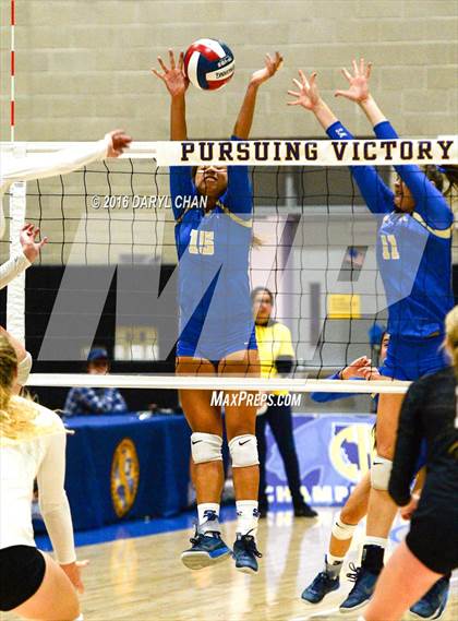 Thumbnail 1 in Archbishop Mitty vs. Santa Margarita (CIF State Open Division Final) photogallery.