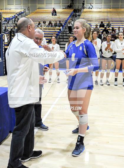 Thumbnail 2 in Archbishop Mitty vs. Santa Margarita (CIF State Open Division Final) photogallery.