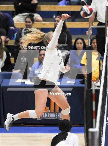 Thumbnail 1 in Archbishop Mitty vs. Santa Margarita (CIF State Open Division Final) photogallery.