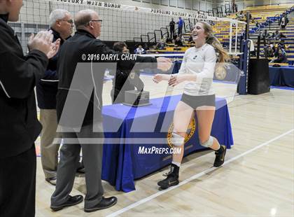Thumbnail 1 in Archbishop Mitty vs. Santa Margarita (CIF State Open Division Final) photogallery.
