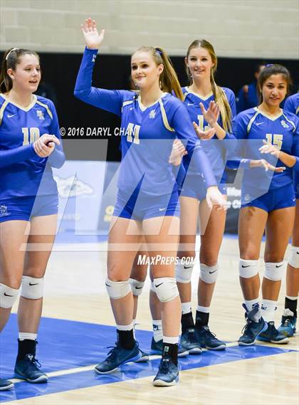 Thumbnail 1 in Archbishop Mitty vs. Santa Margarita (CIF State Open Division Final) photogallery.
