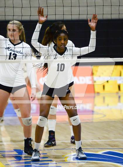 Thumbnail 2 in Archbishop Mitty vs. Santa Margarita (CIF State Open Division Final) photogallery.