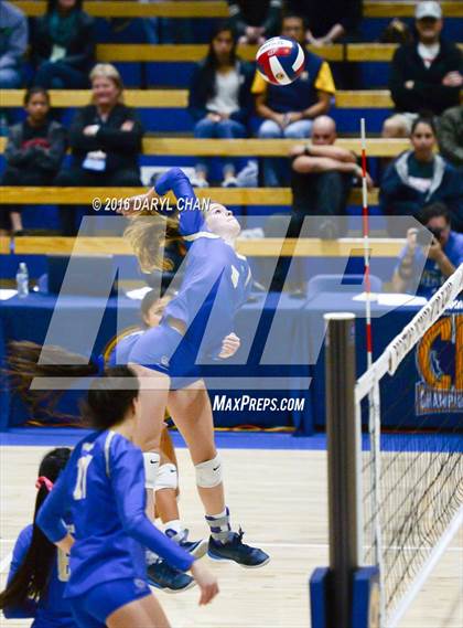 Thumbnail 1 in Archbishop Mitty vs. Santa Margarita (CIF State Open Division Final) photogallery.