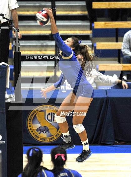 Thumbnail 2 in Archbishop Mitty vs. Santa Margarita (CIF State Open Division Final) photogallery.