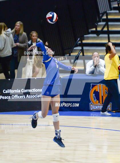 Thumbnail 3 in Archbishop Mitty vs. Santa Margarita (CIF State Open Division Final) photogallery.