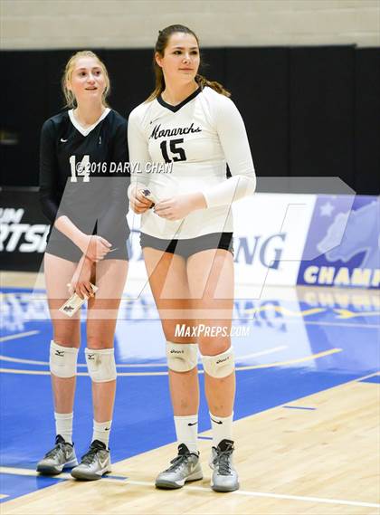 Thumbnail 2 in Archbishop Mitty vs. Santa Margarita (CIF State Open Division Final) photogallery.