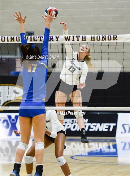 Thumbnail 2 in Archbishop Mitty vs. Santa Margarita (CIF State Open Division Final) photogallery.