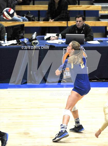 Thumbnail 3 in Archbishop Mitty vs. Santa Margarita (CIF State Open Division Final) photogallery.