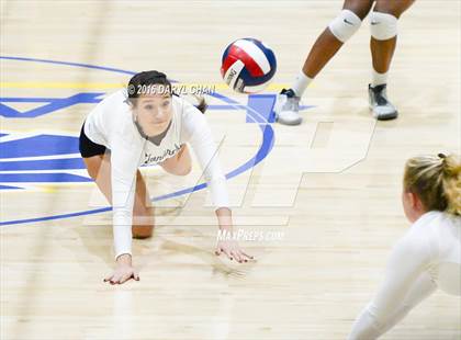 Thumbnail 3 in Archbishop Mitty vs. Santa Margarita (CIF State Open Division Final) photogallery.