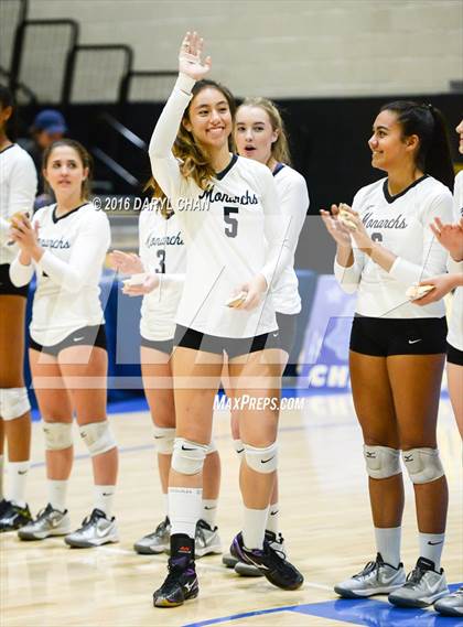 Thumbnail 2 in Archbishop Mitty vs. Santa Margarita (CIF State Open Division Final) photogallery.