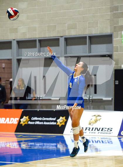 Thumbnail 3 in Archbishop Mitty vs. Santa Margarita (CIF State Open Division Final) photogallery.