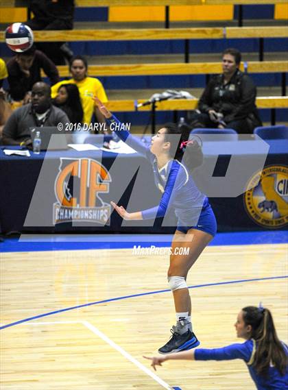 Thumbnail 2 in Archbishop Mitty vs. Santa Margarita (CIF State Open Division Final) photogallery.