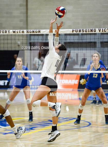 Thumbnail 1 in Archbishop Mitty vs. Santa Margarita (CIF State Open Division Final) photogallery.