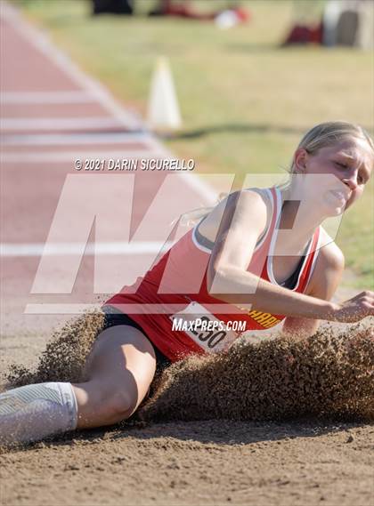 Thumbnail 3 in AIA Track & Field Championships (Girls Long/Triple Jump DIV 1& 3) photogallery.