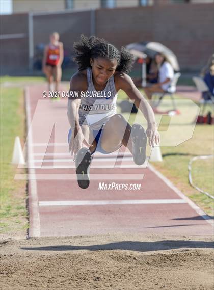 Thumbnail 1 in AIA Track & Field Championships (Girls Long/Triple Jump DIV 1& 3) photogallery.