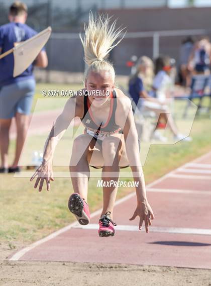 Thumbnail 2 in AIA Track & Field Championships (Girls Long/Triple Jump DIV 1& 3) photogallery.