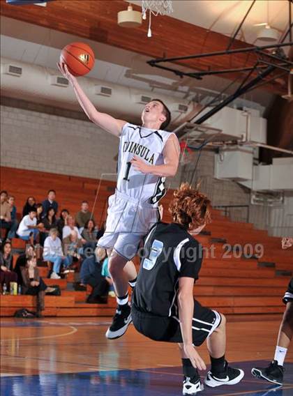 Thumbnail 3 in Palos Verdes Peninsula vs Villa Park (MaxPreps Holiday Classic) photogallery.