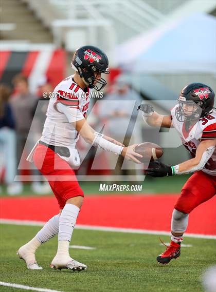 Thumbnail 3 in Weber @ Corner Canyon (UHSAA 6A Semifinal) photogallery.