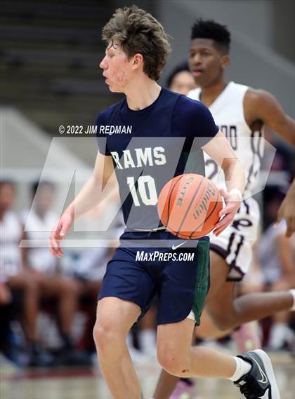 Thumbnail 2 in Cypress Ridge vs. Pearland (McDonald's Texas Invitational) photogallery.