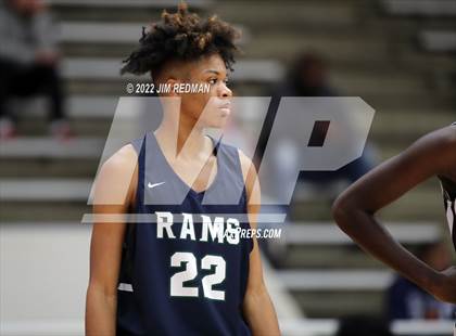Thumbnail 2 in Cypress Ridge vs. Pearland (McDonald's Texas Invitational) photogallery.