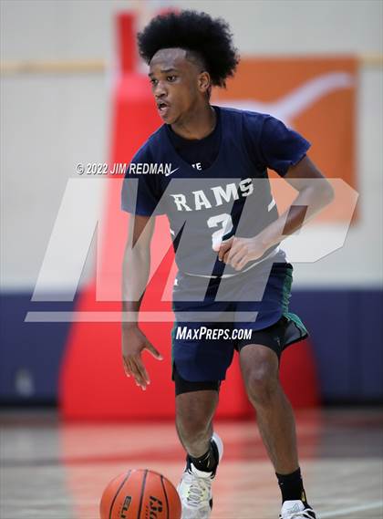 Thumbnail 2 in Cypress Ridge vs. Pearland (McDonald's Texas Invitational) photogallery.