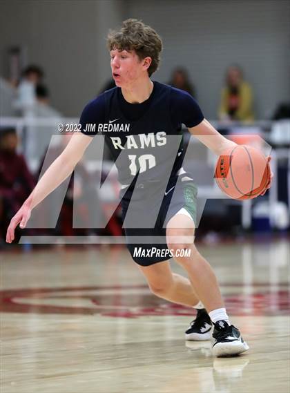 Thumbnail 2 in Cypress Ridge vs. Pearland (McDonald's Texas Invitational) photogallery.