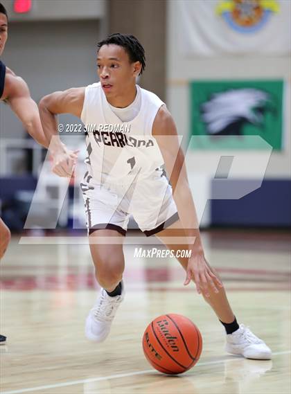 Thumbnail 3 in Cypress Ridge vs. Pearland (McDonald's Texas Invitational) photogallery.