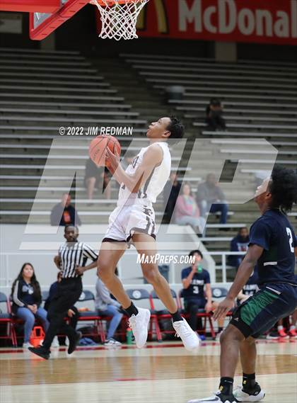 Thumbnail 3 in Cypress Ridge vs. Pearland (McDonald's Texas Invitational) photogallery.