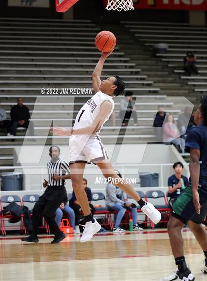 Thumbnail 2 in Cypress Ridge vs. Pearland (McDonald's Texas Invitational) photogallery.