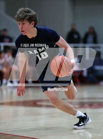 Thumbnail 3 in Cypress Ridge vs. Pearland (McDonald's Texas Invitational) photogallery.