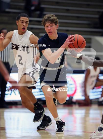 Thumbnail 3 in Cypress Ridge vs. Pearland (McDonald's Texas Invitational) photogallery.
