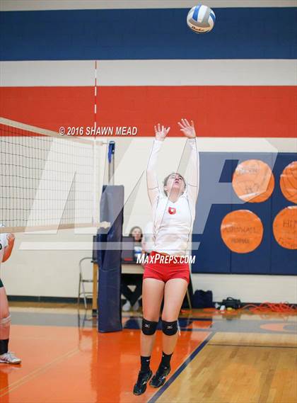 Thumbnail 1 in Eau Claire vs. Constatine (SAC Tournament) photogallery.