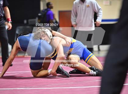 Thumbnail 2 in UIL Wrestling 5A-6A Finals (Round 3) photogallery.