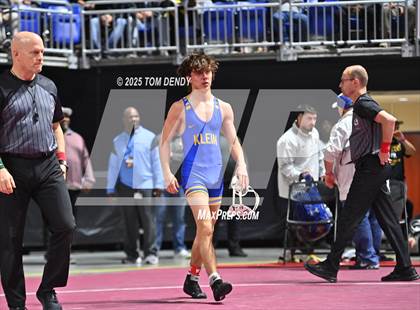 Thumbnail 3 in UIL Wrestling 5A-6A Finals (Round 3) photogallery.
