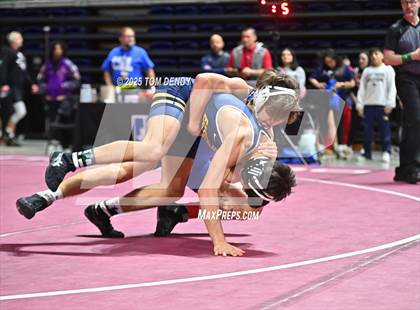 Thumbnail 2 in UIL Wrestling 5A-6A Finals (Round 3) photogallery.