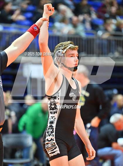 Thumbnail 2 in UIL Wrestling 5A-6A Finals (Round 3) photogallery.