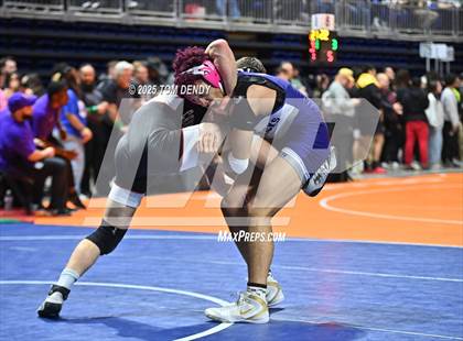 Thumbnail 1 in UIL Wrestling 5A-6A Finals (Round 3) photogallery.