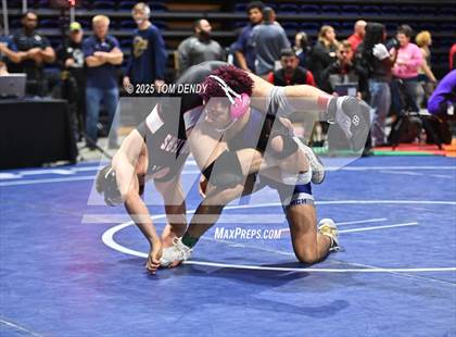 Thumbnail 2 in UIL Wrestling 5A-6A Finals (Round 3) photogallery.