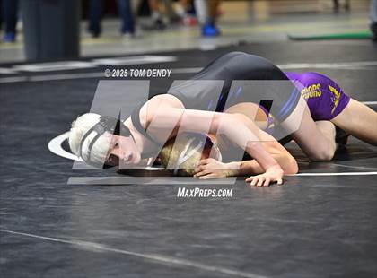 Thumbnail 3 in UIL Wrestling 5A-6A Finals (Round 3) photogallery.