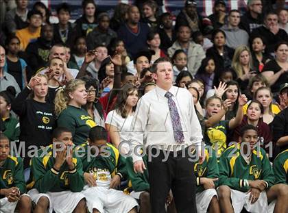 Thumbnail 3 in De La Salle vs. Castro Valley (CIF NCS D1 Final) photogallery.