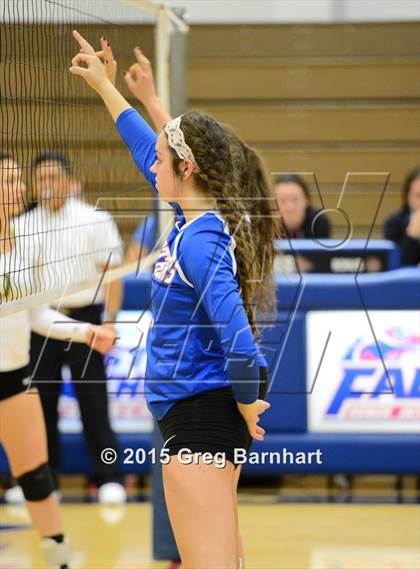 Thumbnail 2 in Yuba City vs. Christian Brothers photogallery.