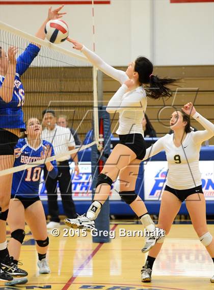 Thumbnail 2 in Yuba City vs. Christian Brothers photogallery.