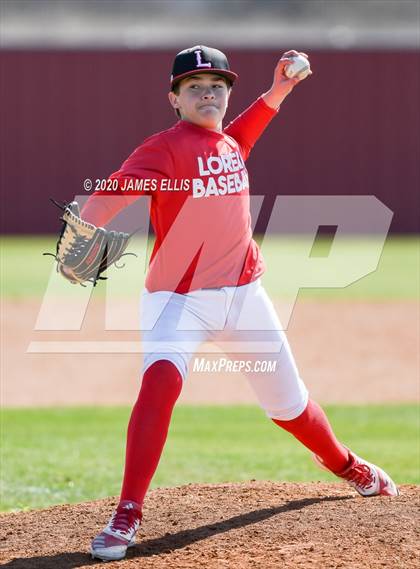 Thumbnail 2 in Lorena vs. Groesbeck (Scrimmage) photogallery.