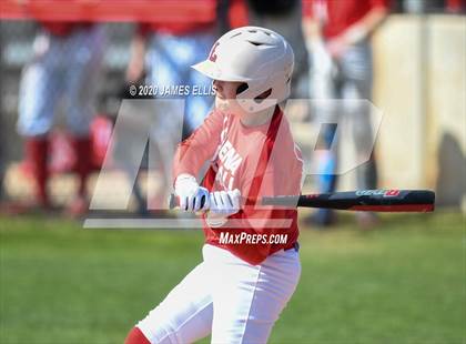 Thumbnail 3 in Lorena vs. Groesbeck (Scrimmage) photogallery.